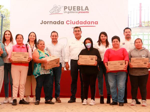 En “Jornada Ciudadana”, gobierno estatal favorece a habitantes de Chalchicomula de Sesma con aparatos ortopédicos