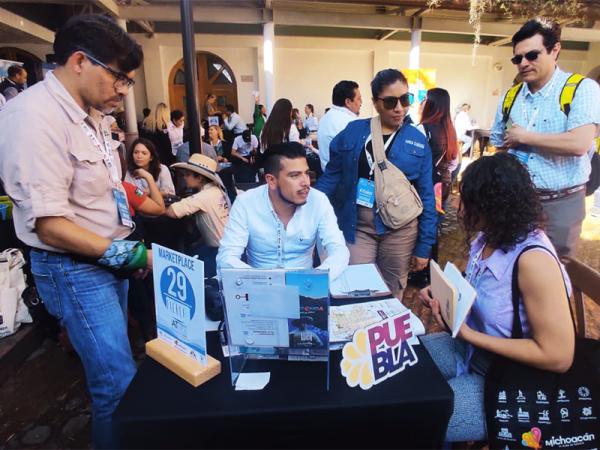 Presenta gobierno estatal oferta de turismo rural en feria nacional