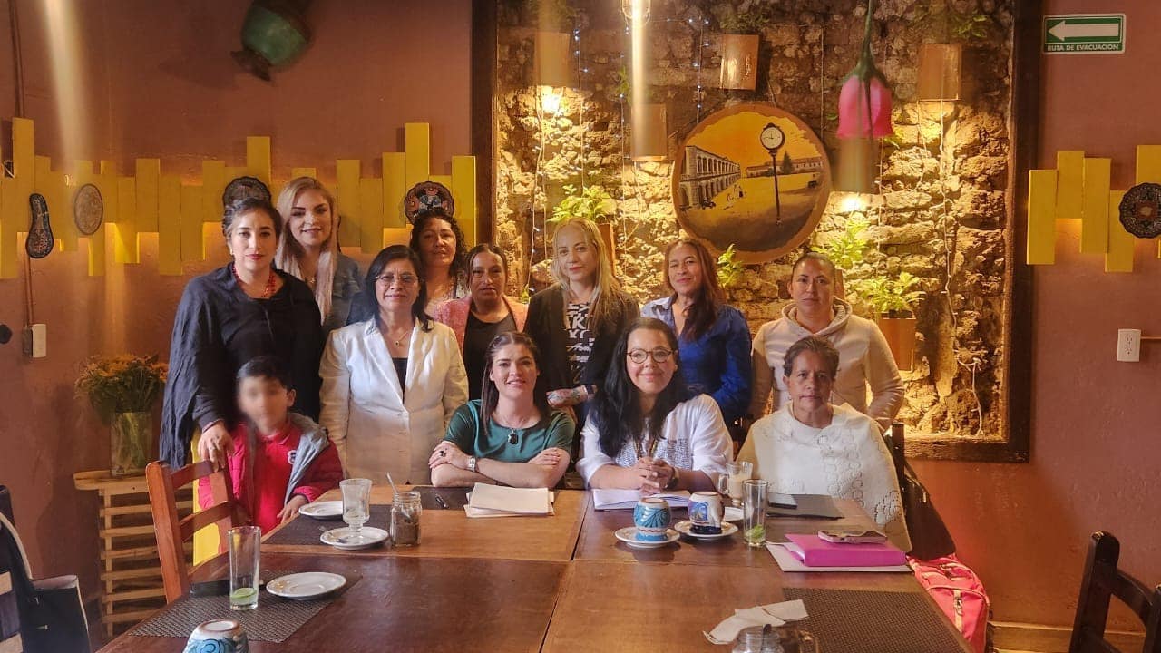 Mujeres por Amor a Puebla