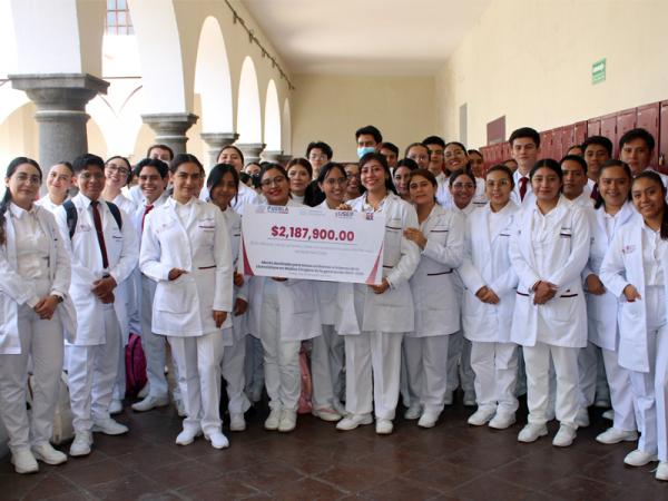 Atiende USEP necesidades de alumnas y alumnos en internado médico de pregrado