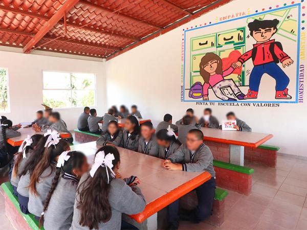 Participan 19 mil 420 alumnos en el programa “Pinta tu escuela con Valores”: SEP