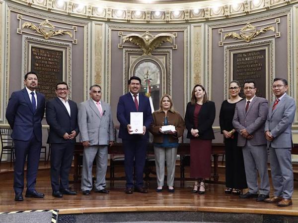 Refrenda Paquete Económico de Puebla 2025 compromiso de mantener finanzas sanas