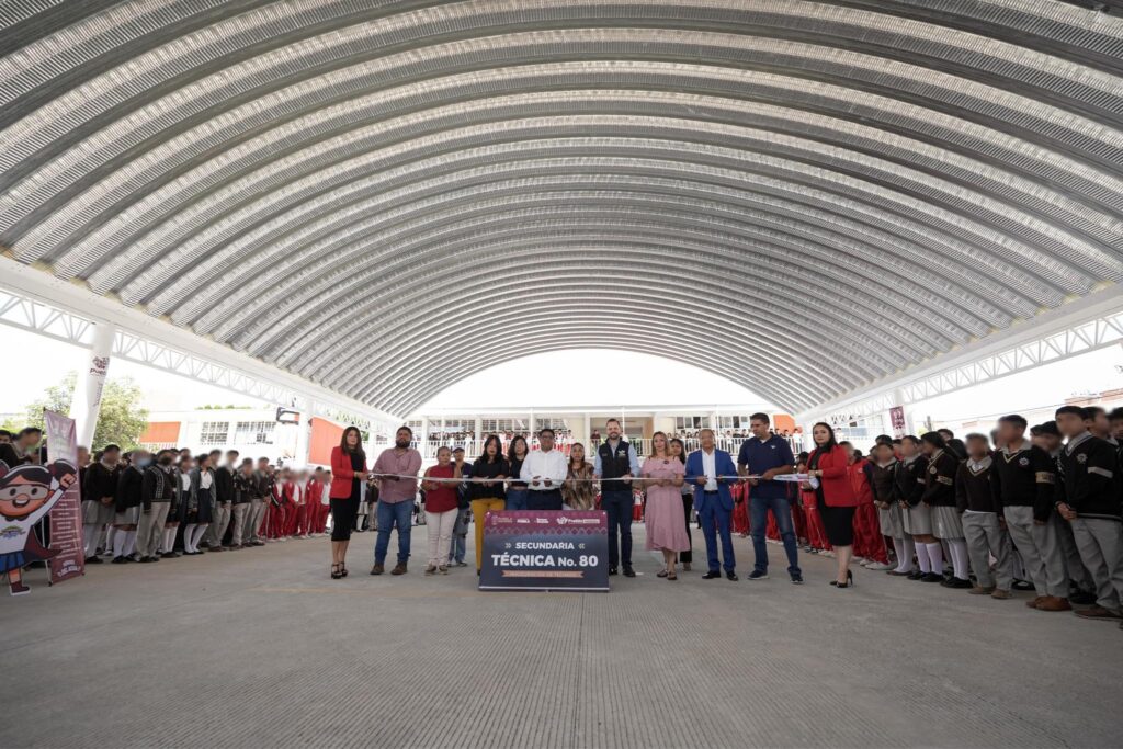 En la U. H. #SanBartolo inauguramos el Techado Escolar de la Secundaria Técnica No. 80.