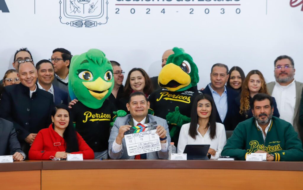 Recibimos en la MañaneraDePuebla al equipo de béisbol Pericos de Puebla .