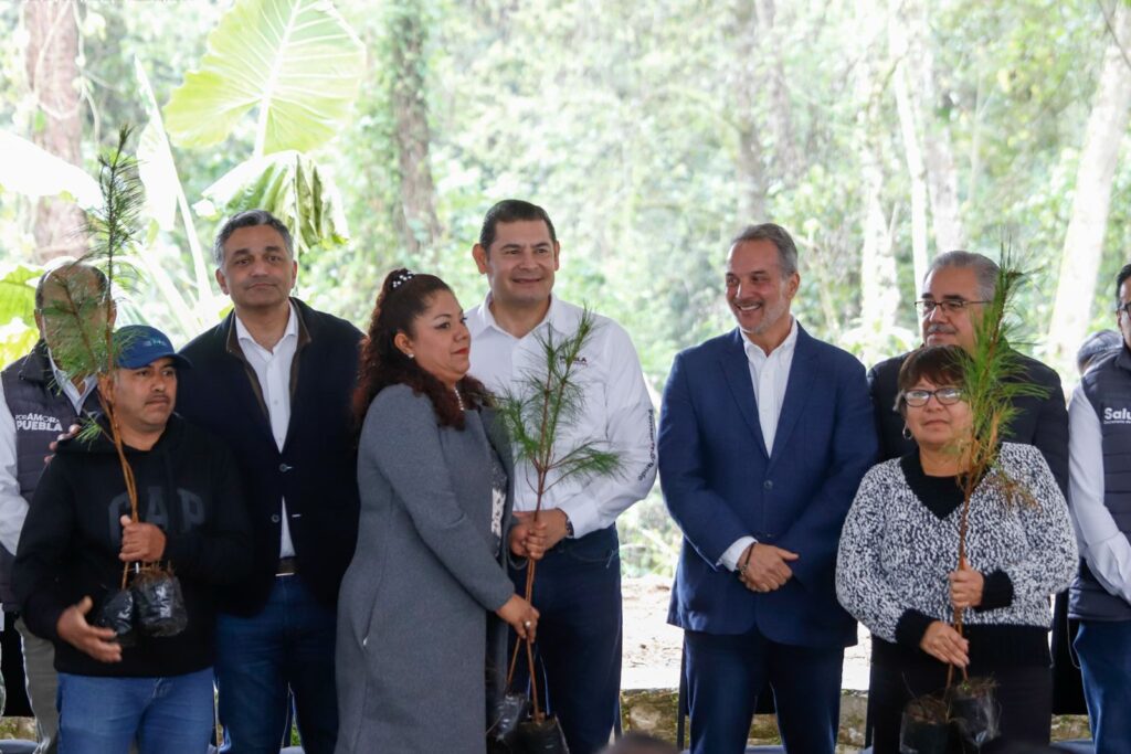 Gobierno de Puebla promueve desarrollo ecoturístico en la Sierra Norte