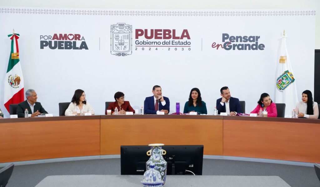 Después de 12 años, inicia reordenamiento integral del transporte público en Puebla